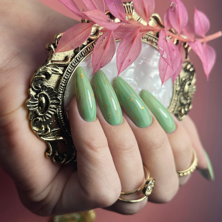 319 Sage Гел Лак Зелен 8g