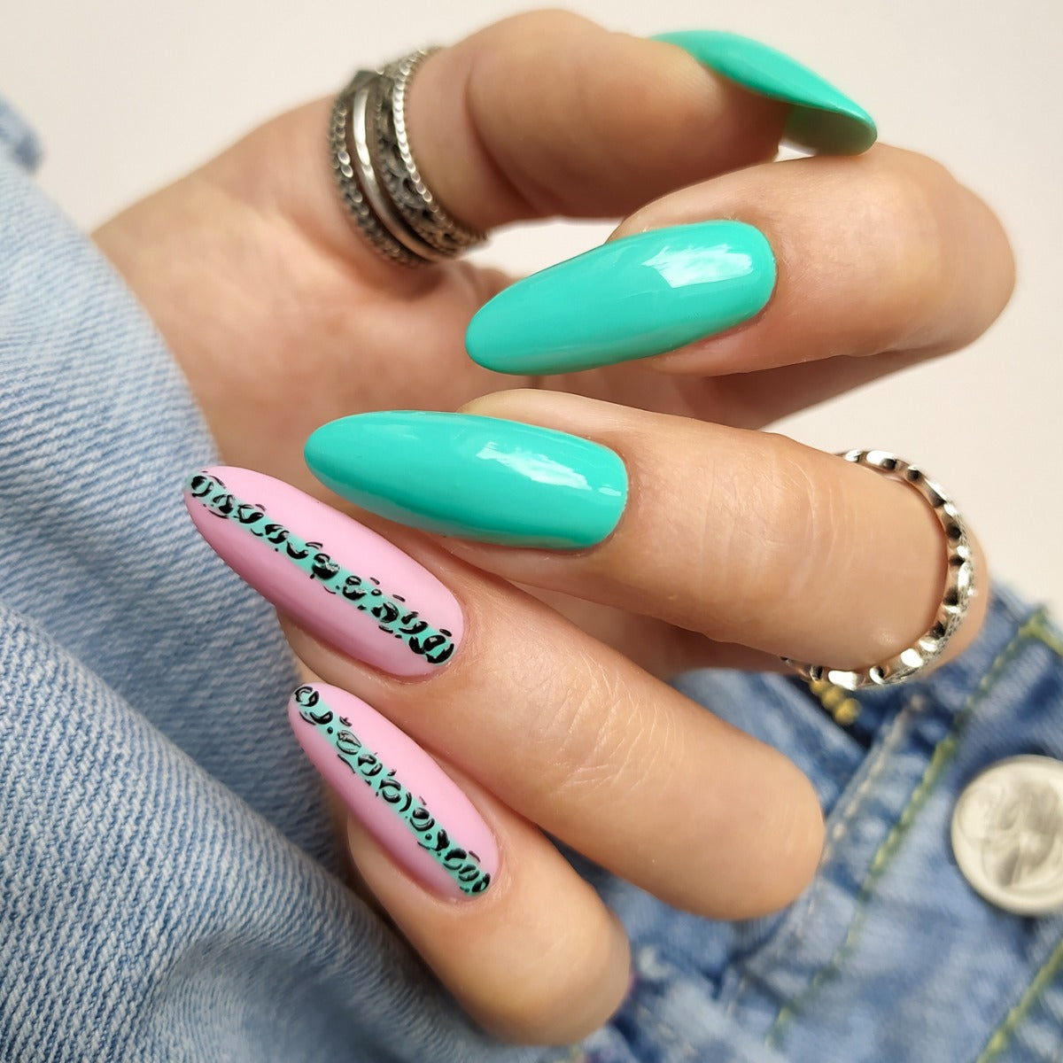 241 Nazare Гел Лак Зелен 10ml