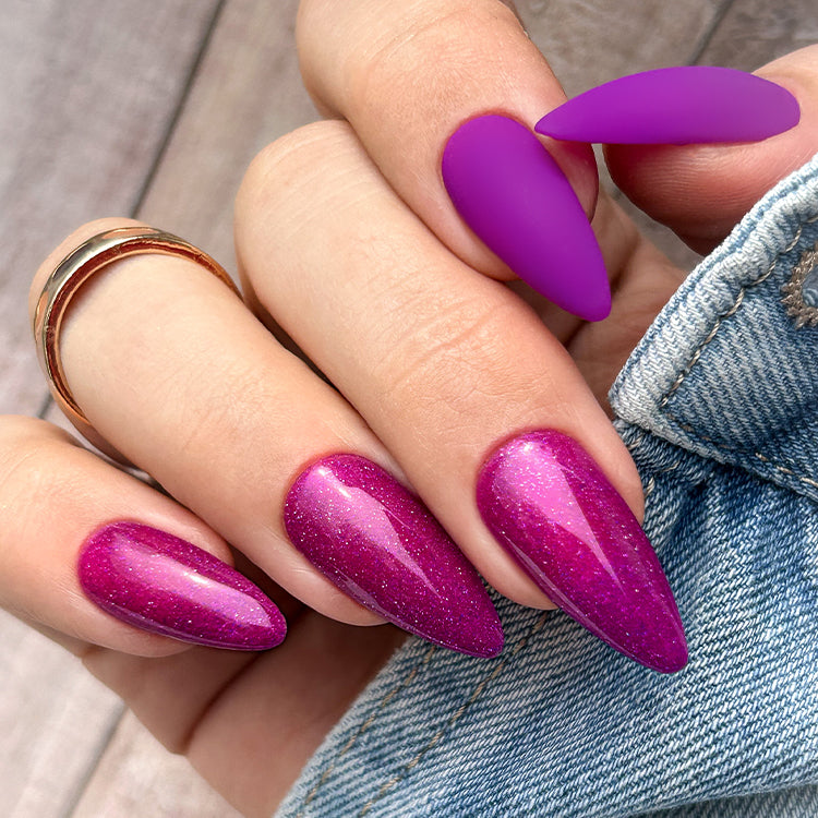 419 Holiday Heat Гел Лак Лилав Бляскав 10g